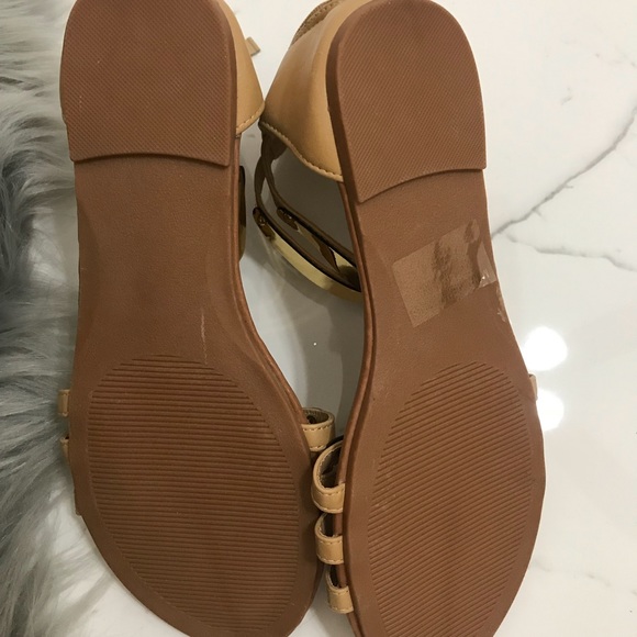 Gold and creme alligator flats - Picture 4 of 7